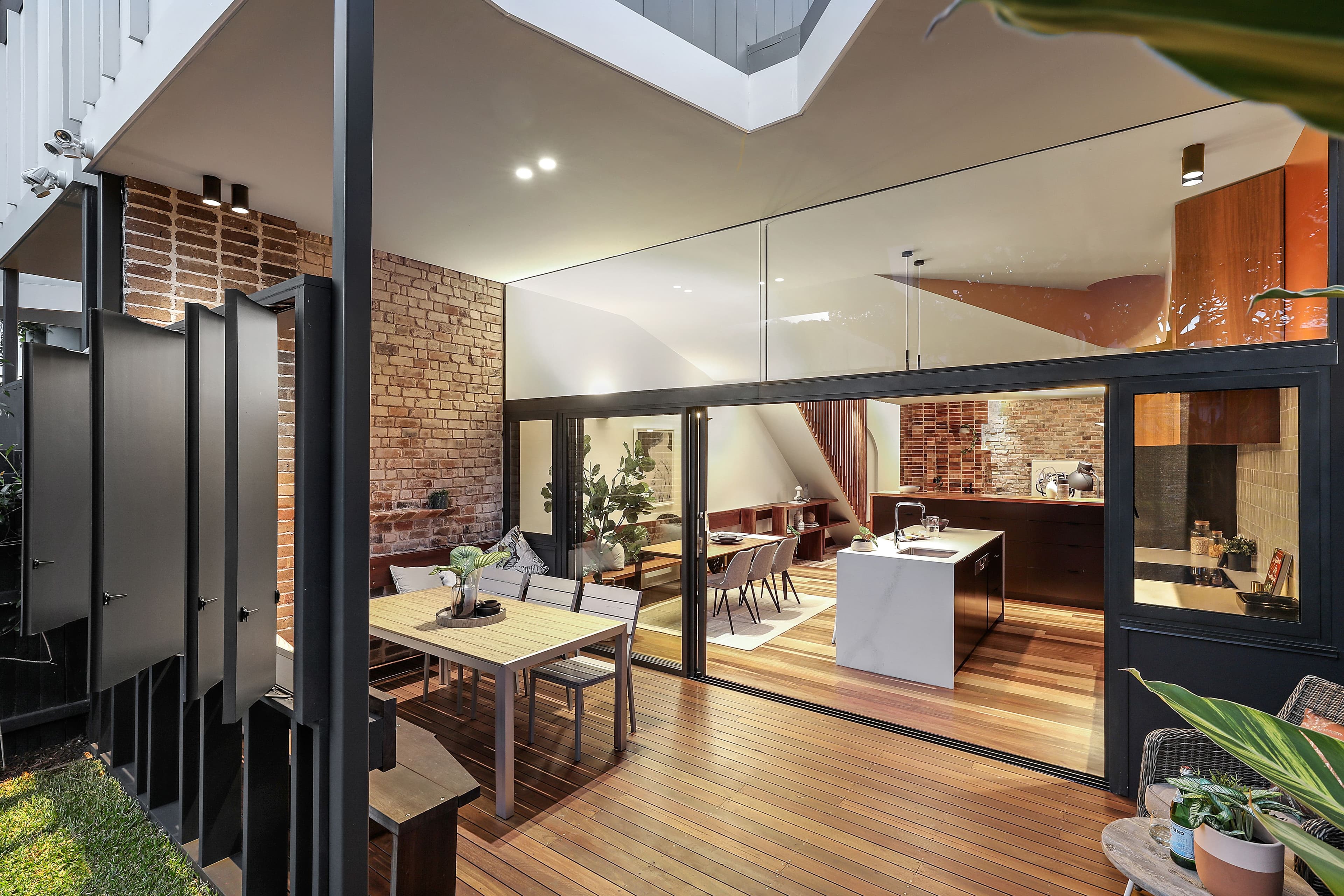 21 Roberts Street, Camperdown - Image 1
