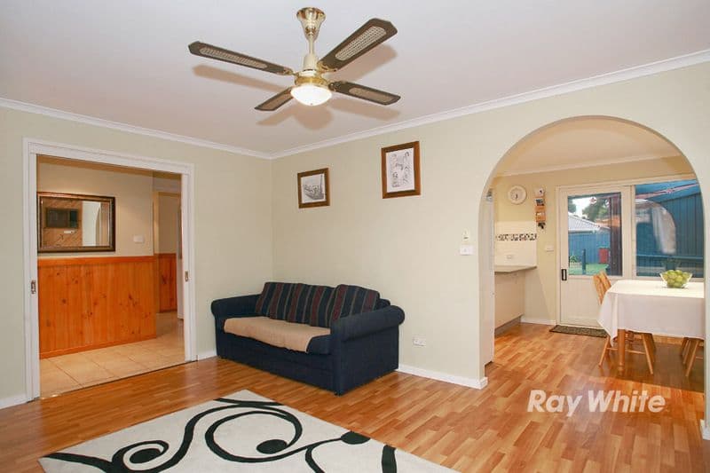 40 Monahans Road, CRANBOURNE VIC 3977, Cranbourne - Thumbnail 5