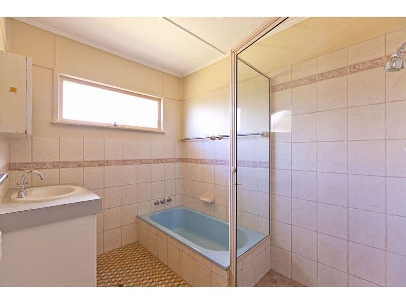 83 Marlborough Road, Wellington Point QLD 4160, Wellington Point - Thumbnail 8