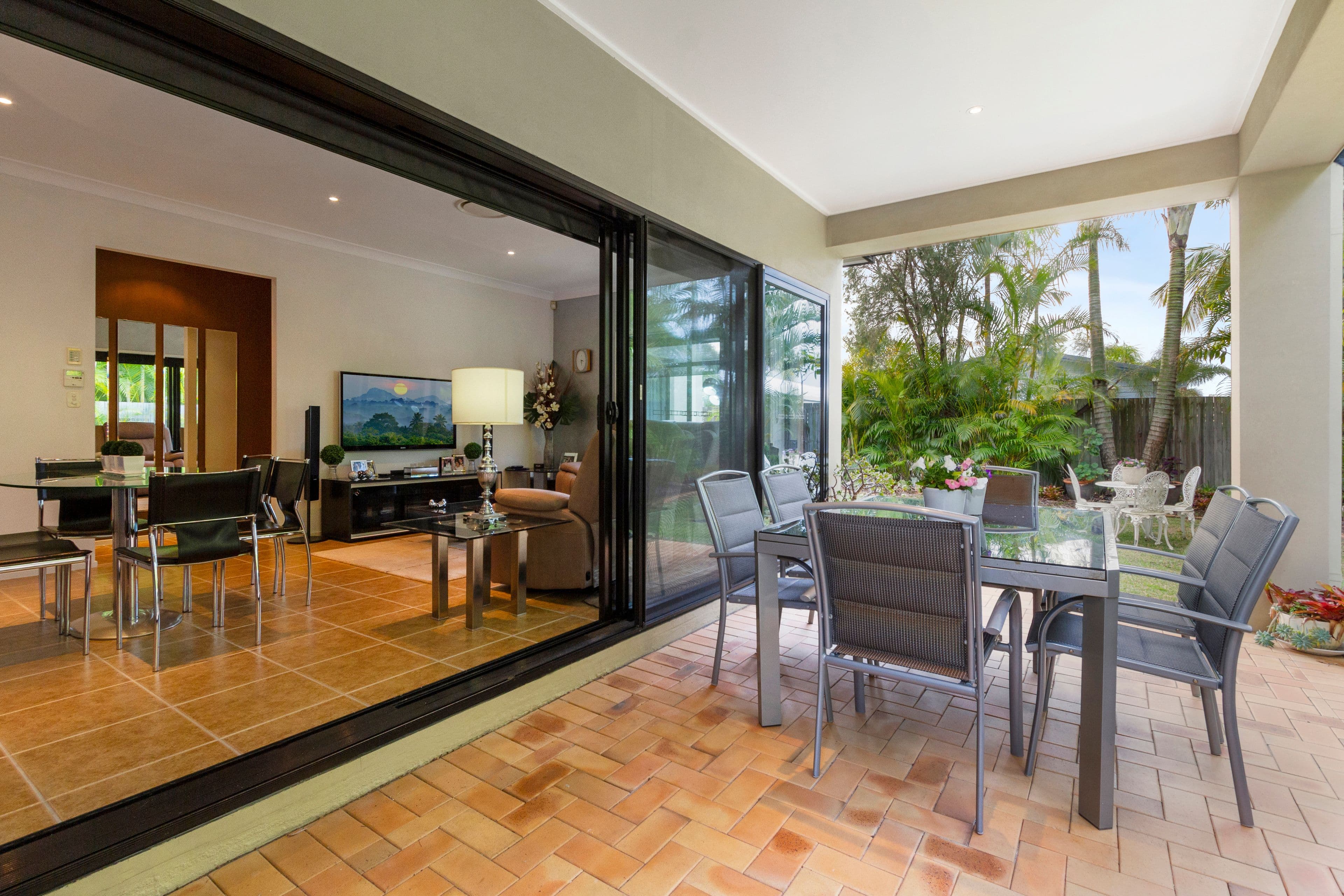 12 Costa Del Sol Avenue, Coombabah QLD 4216, Coombabah - Thumbnail 2