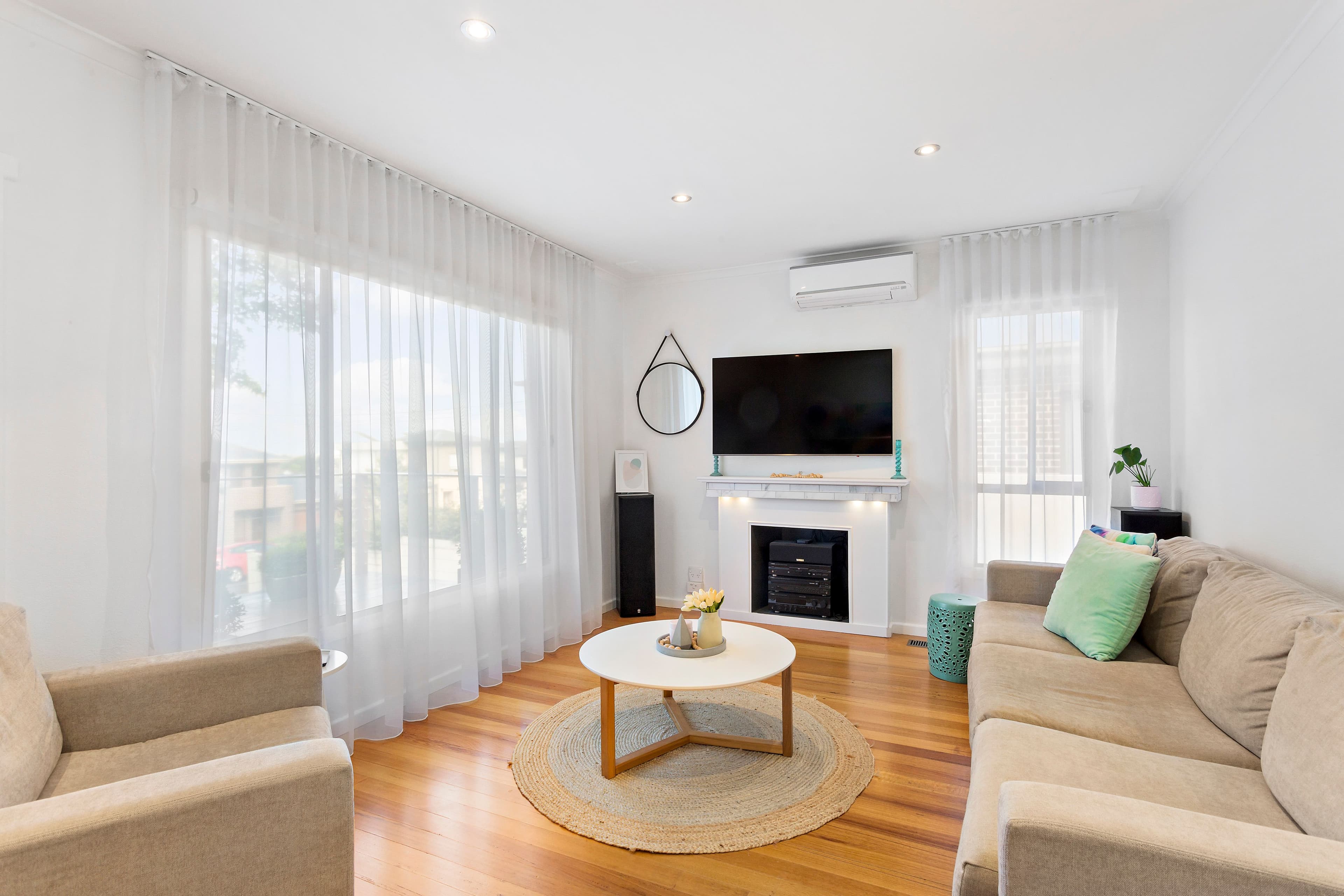 14 Melinga Crescent, Chadstone VIC 3148, Chadstone - Thumbnail 2