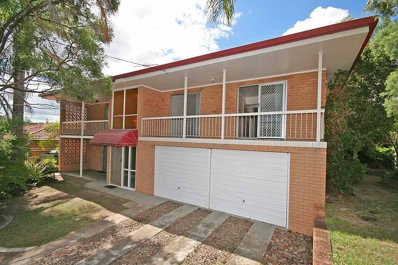 11  Andrea Street, TARRAGINDI QLD 4121, Tarragindi - Image 1