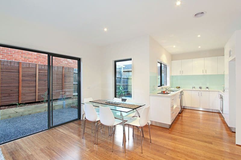 28 Fairland Avenue, OAKLEIGH EAST VIC 3166, Oakleigh East - Thumbnail 2