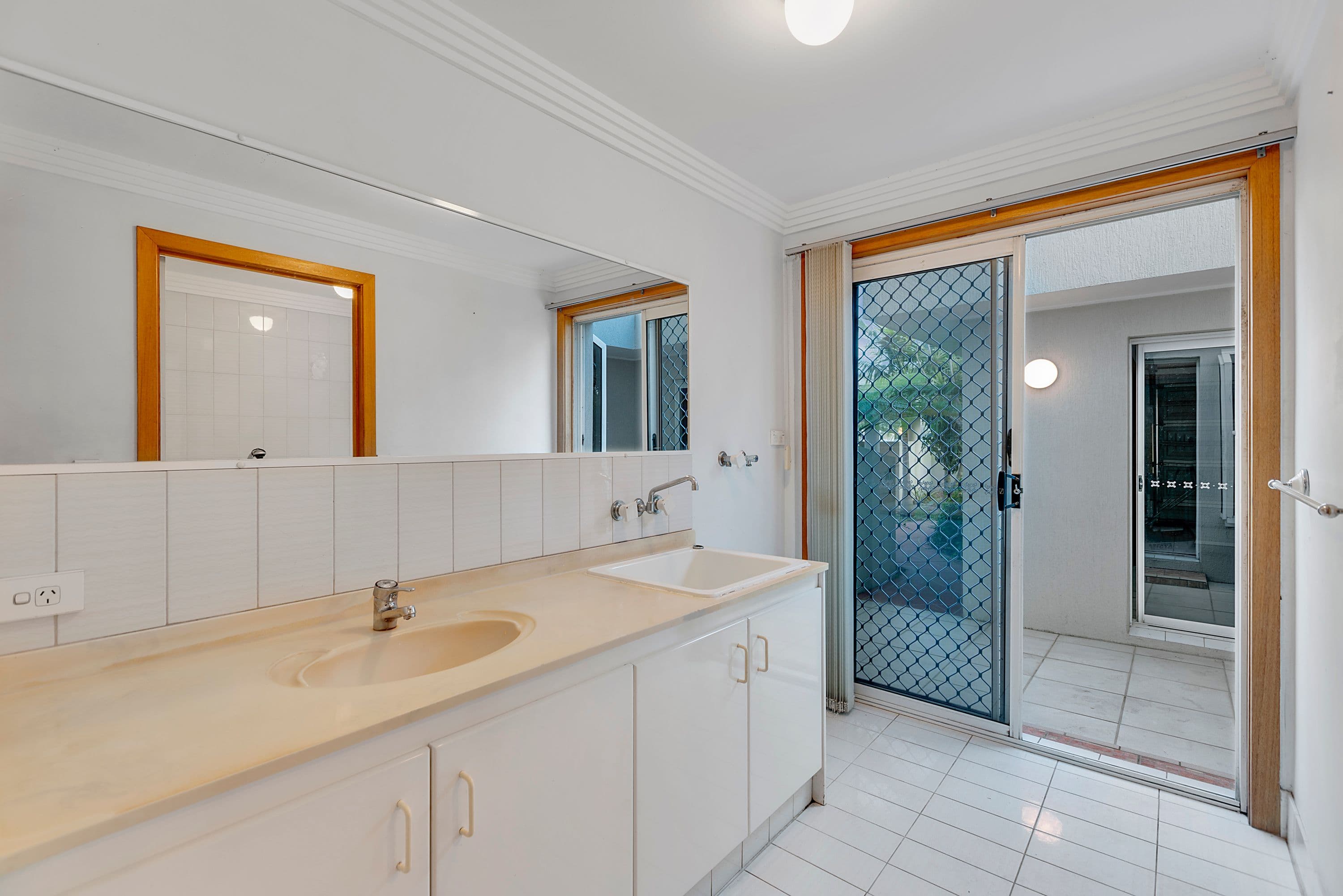 73 Pebble Beach Drive, Runaway Bay QLD 4216, Runaway Bay - Thumbnail 6