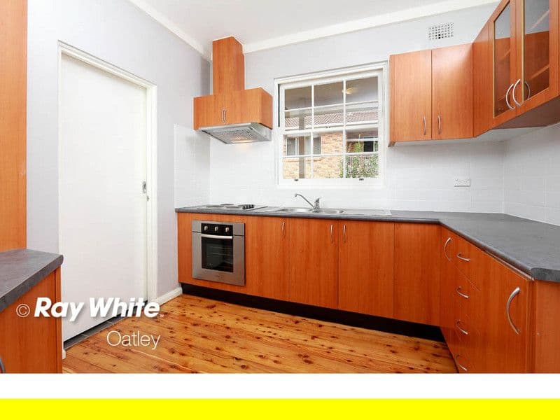 2 Oatley Parade, OATLEY NSW 2223, Oatley - Thumbnail 2