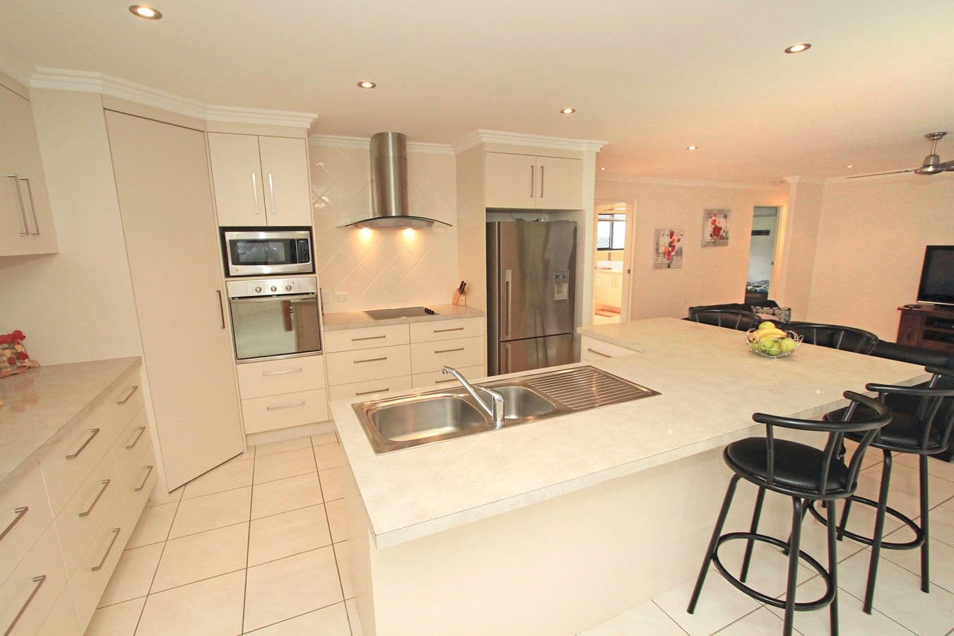21 Frangipani Court, NORMAN GARDENS QLD 4701, Norman Gardens - Thumbnail 5