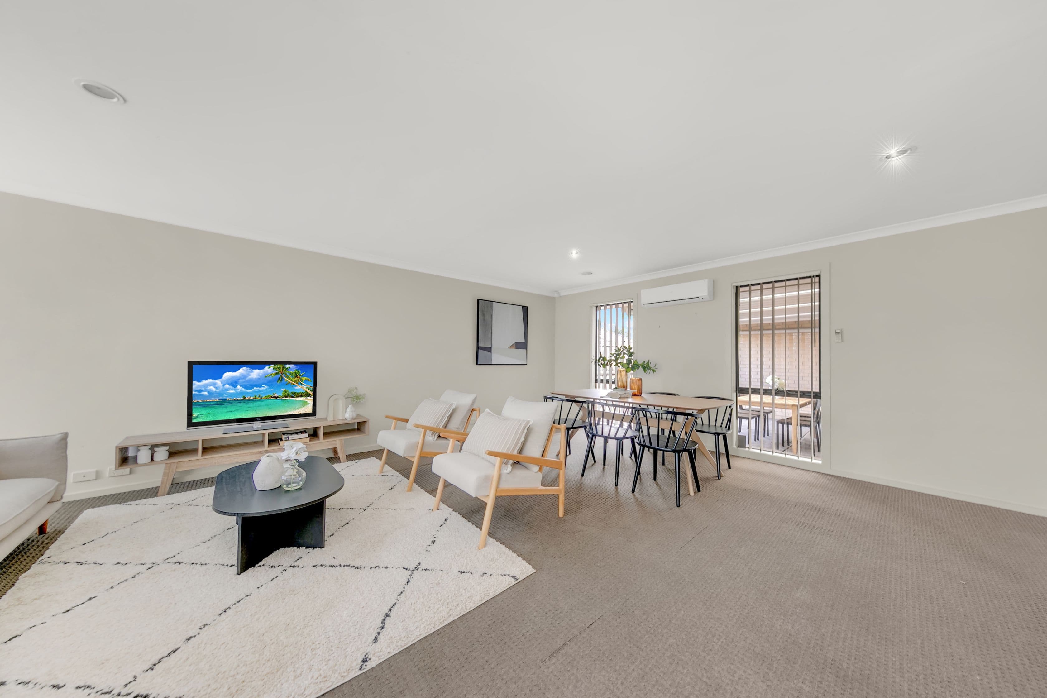 16 Lucca Walk, Mernda VIC 3754, Mernda - Thumbnail 3