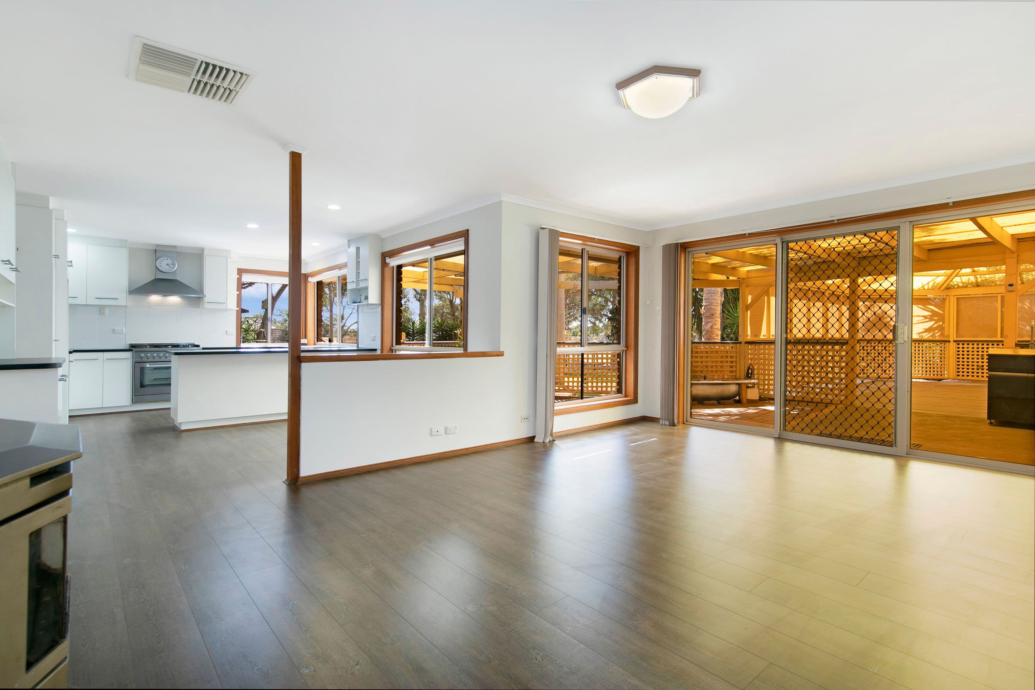 27 Hartigan Avenue, Kellyville NSW 2155, Kellyville - Thumbnail 5