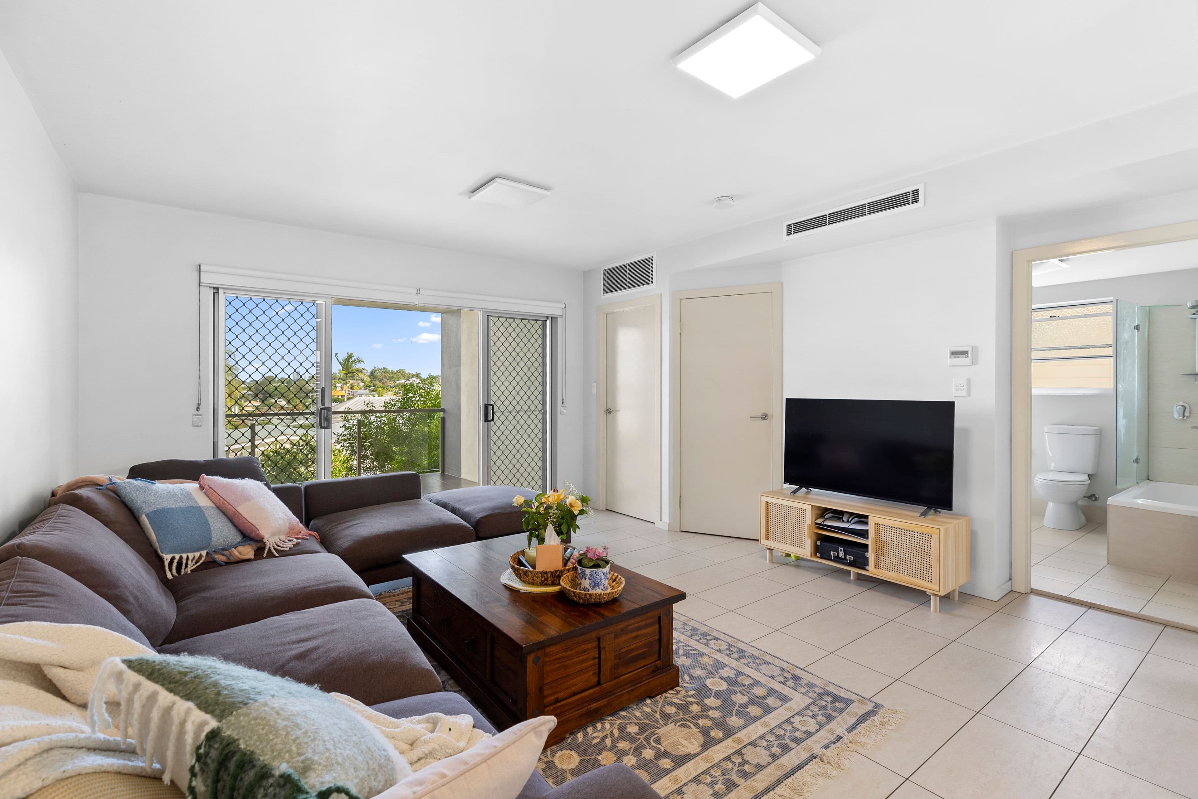 62 Rode Road, Wavell Heights QLD 4012, Wavell Heights - Thumbnail 2