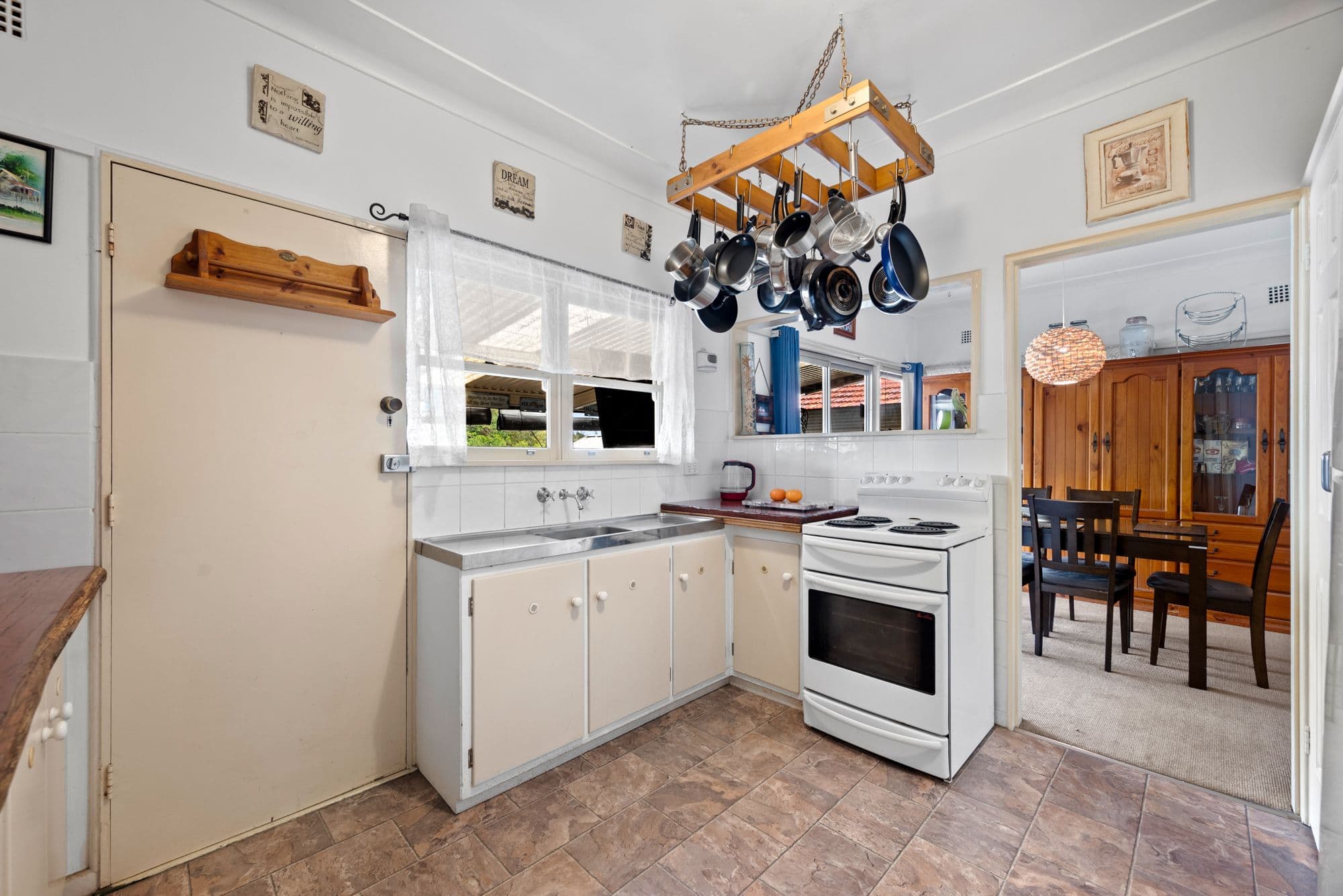 81 Hoddle Avenue, Bradbury NSW 2560, Bradbury - Thumbnail 5