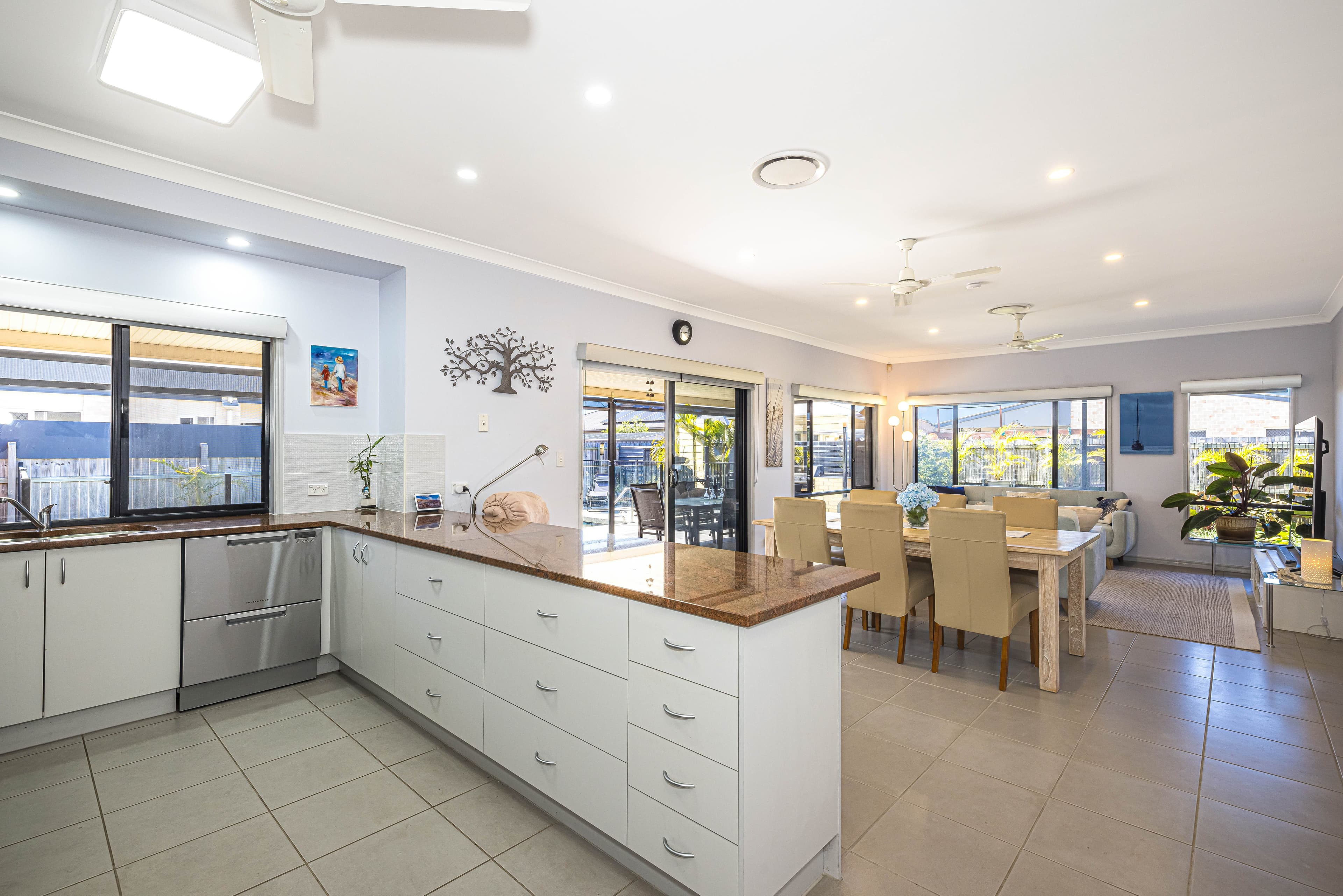 70 Kangaroo Avenue, Bongaree QLD 4507, Bongaree - Thumbnail 6