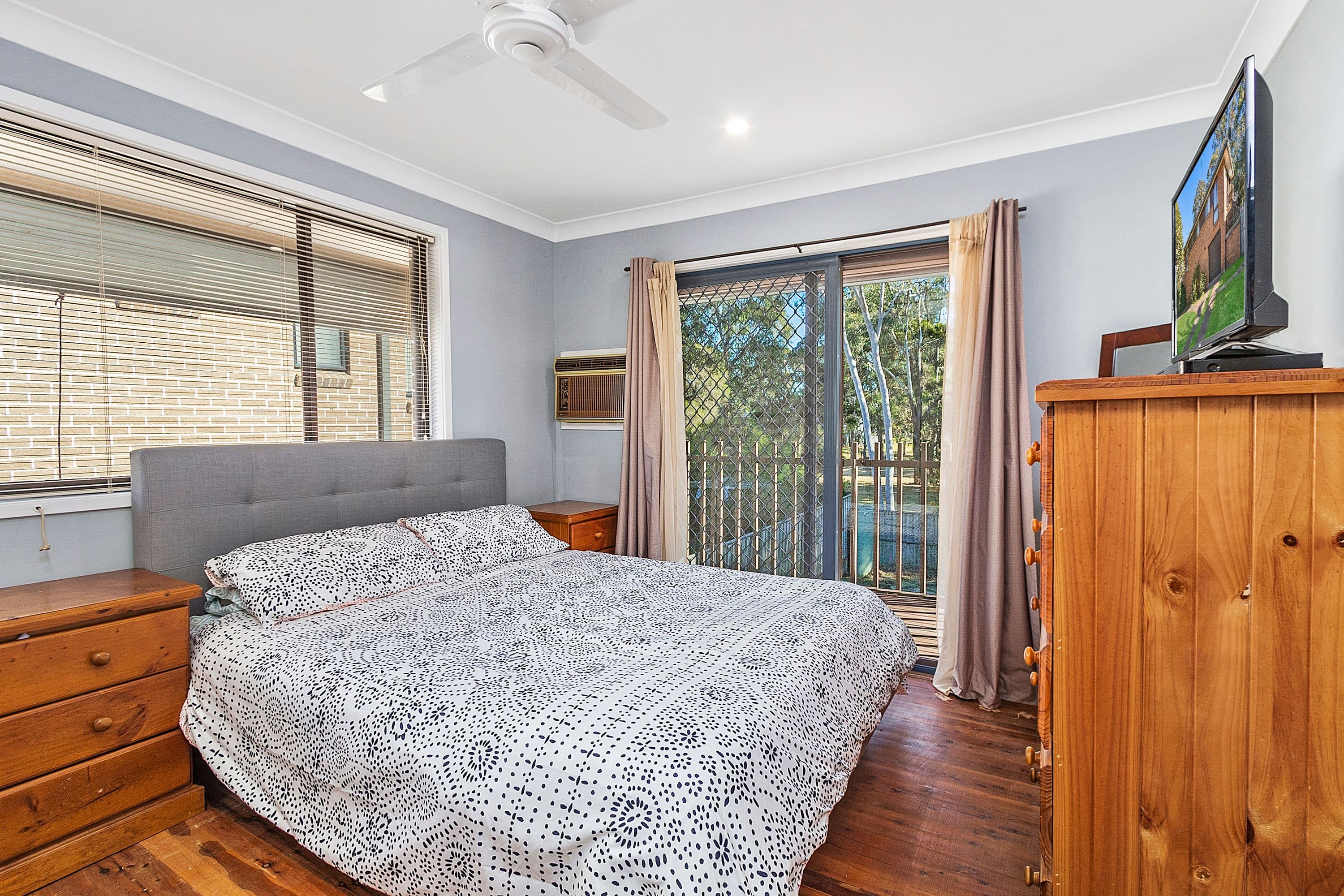 241 Mileham Street, South Windsor - Thumbnail 5