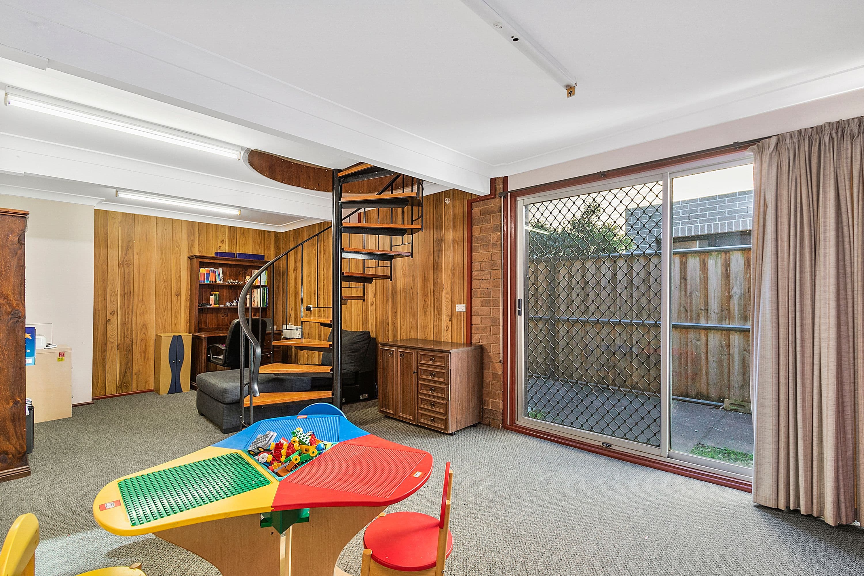 241 Mileham Street, South Windsor - Thumbnail 8
