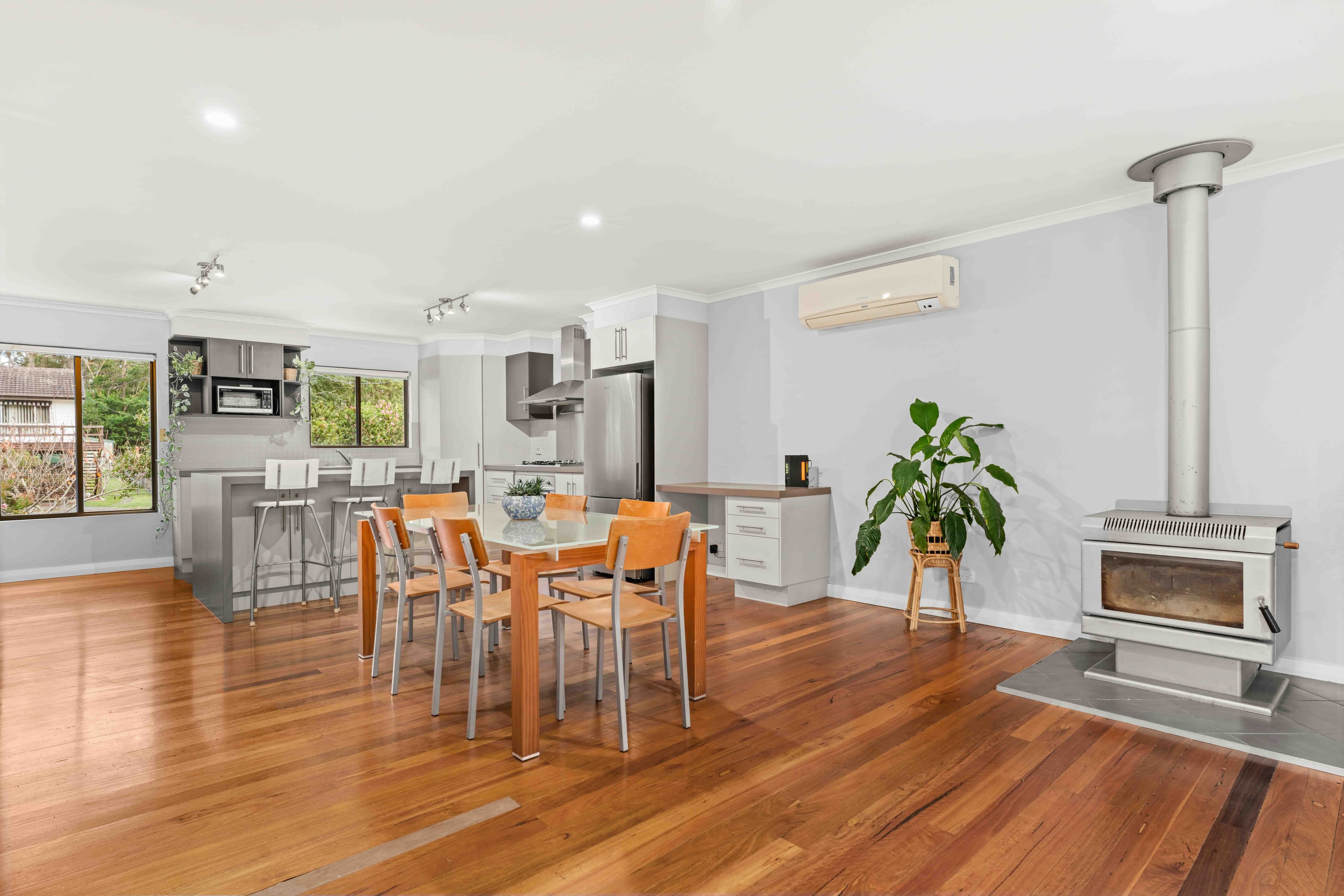 22 Harriss Avenue, Basin View NSW 2540, Basin View - Thumbnail 4