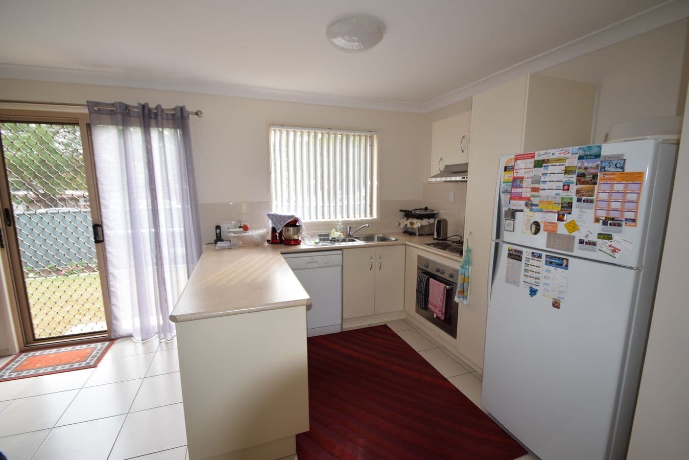 67 East Street, Esk QLD 4312, Esk - Thumbnail 2