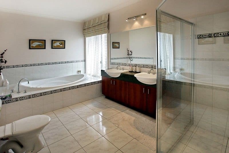 7  Crystal Court, WERRIBEE VIC 3030, Werribee - Thumbnail 3