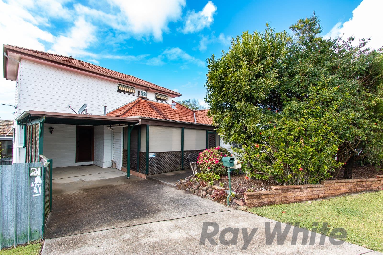 21 Lugar Street, Kotara South - Thumbnail 2