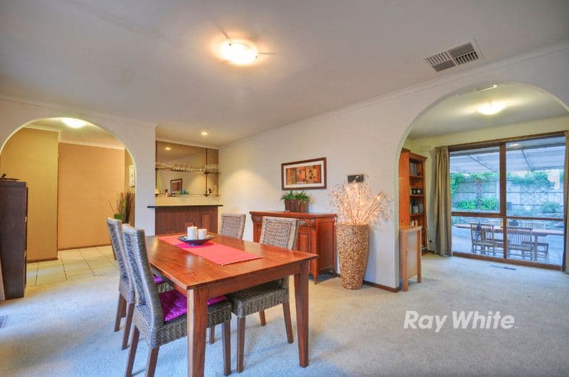 28 Merryn Grove, WANTIRNA SOUTH VIC 3152, Wantirna South - Thumbnail 2