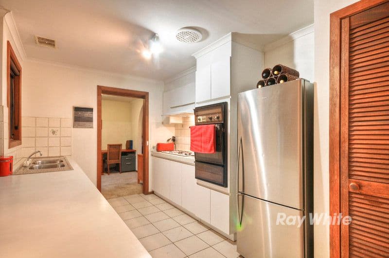 28 Merryn Grove, WANTIRNA SOUTH VIC 3152, Wantirna South - Thumbnail 4