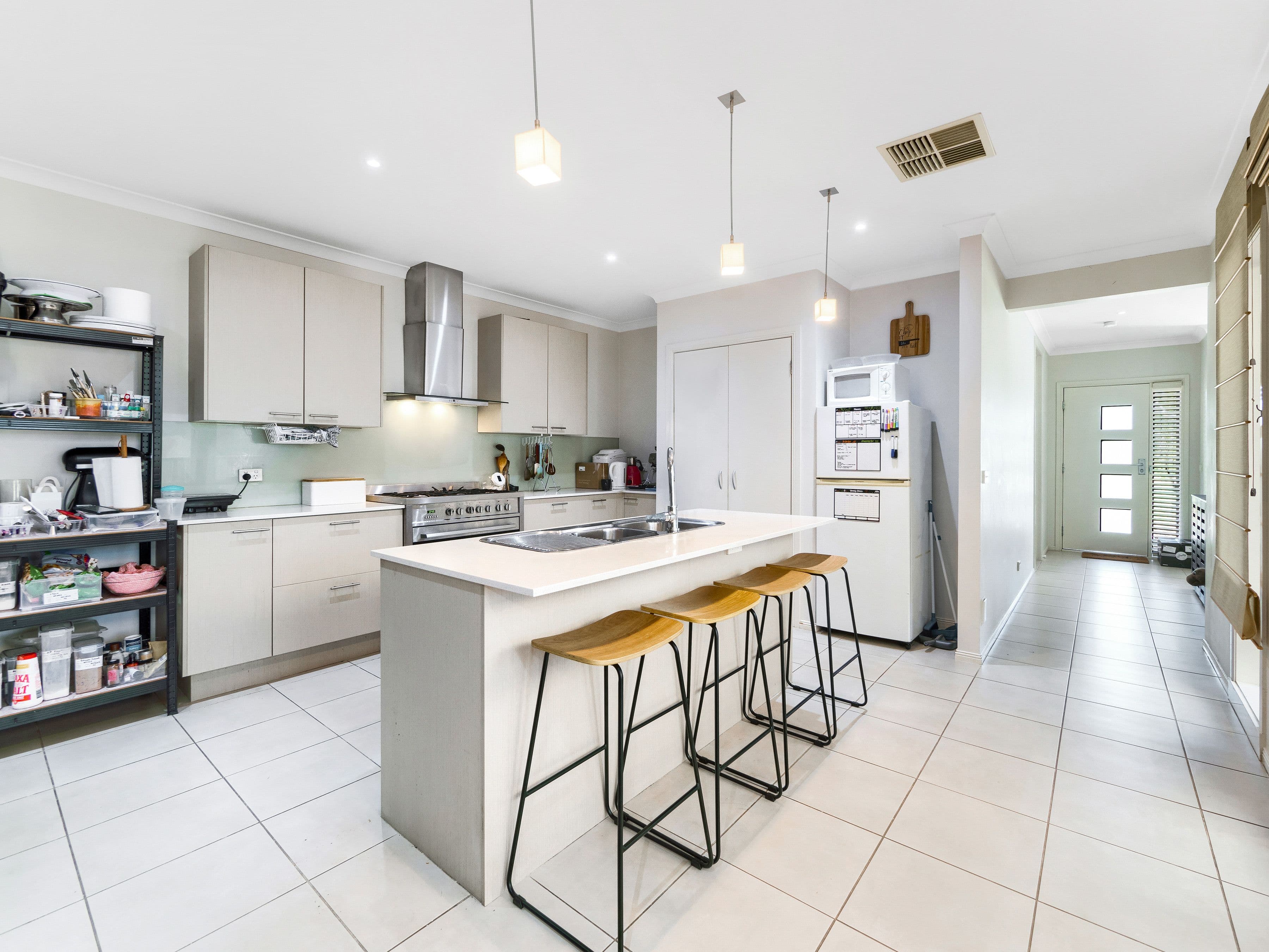12 Agathis Alley, Cranbourne North VIC 3977, Cranbourne North - Thumbnail 2