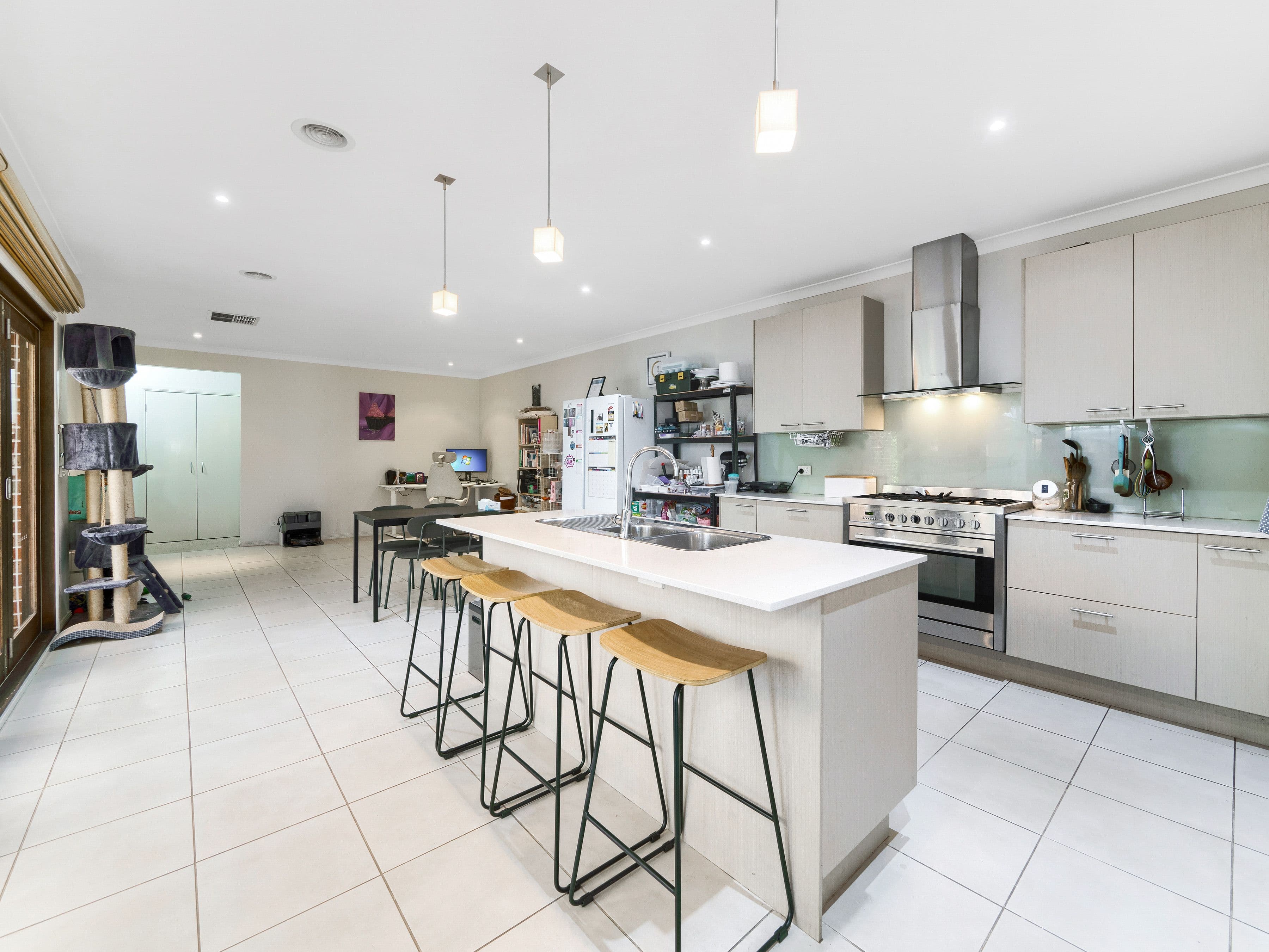 12 Agathis Alley, Cranbourne North VIC 3977, Cranbourne North - Thumbnail 3