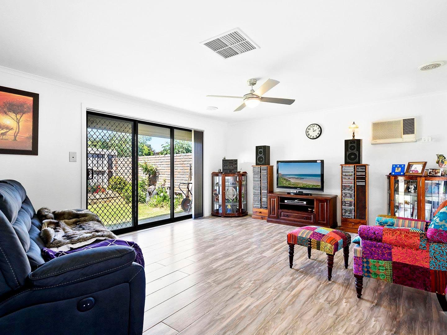 6 Robert Molyneux Avenue, Endeavour Hills VIC 3802, Endeavour Hills - Thumbnail 3