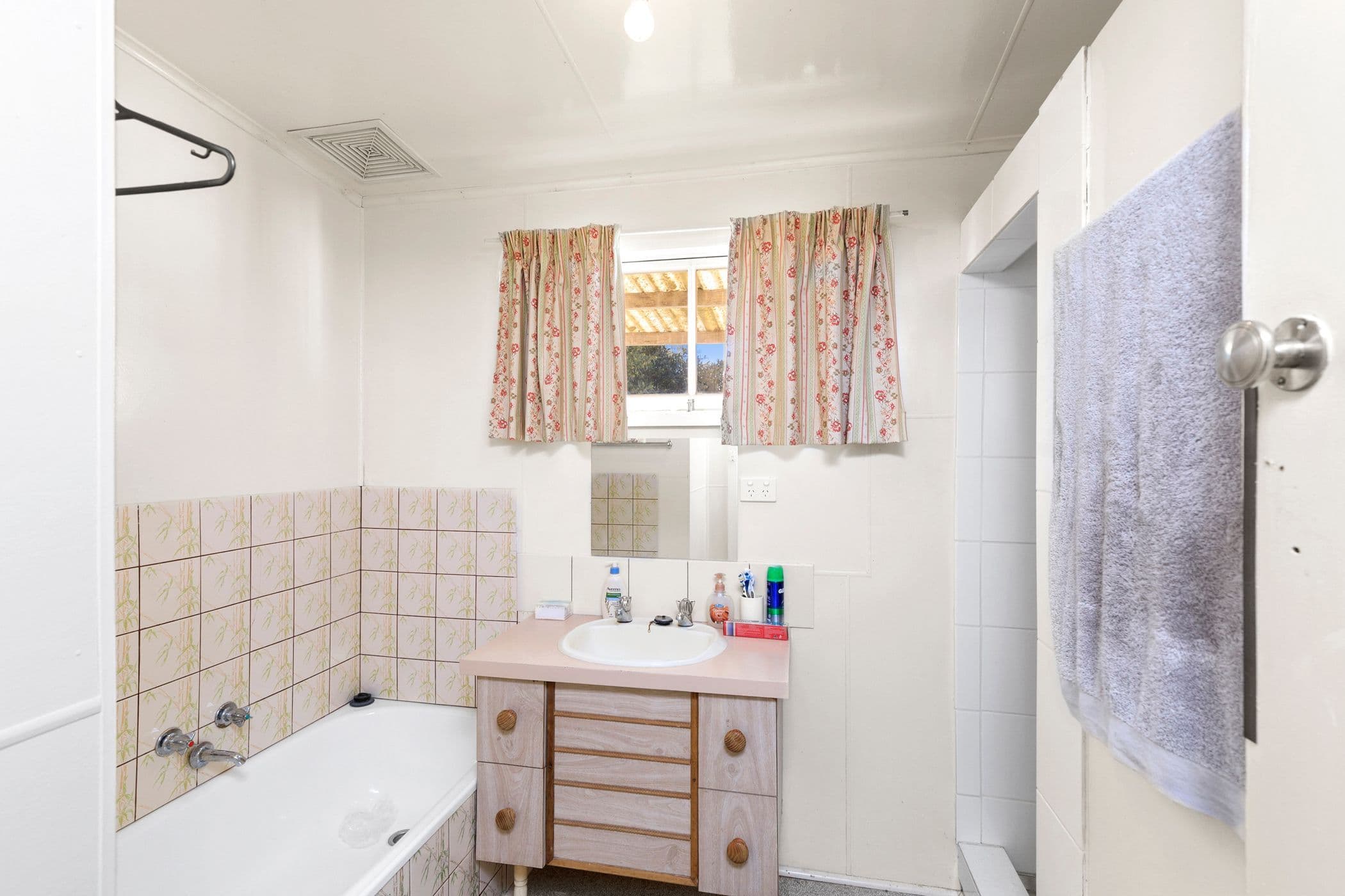 10 View Point Street, Ararat VIC 3377, Ararat - Thumbnail 5