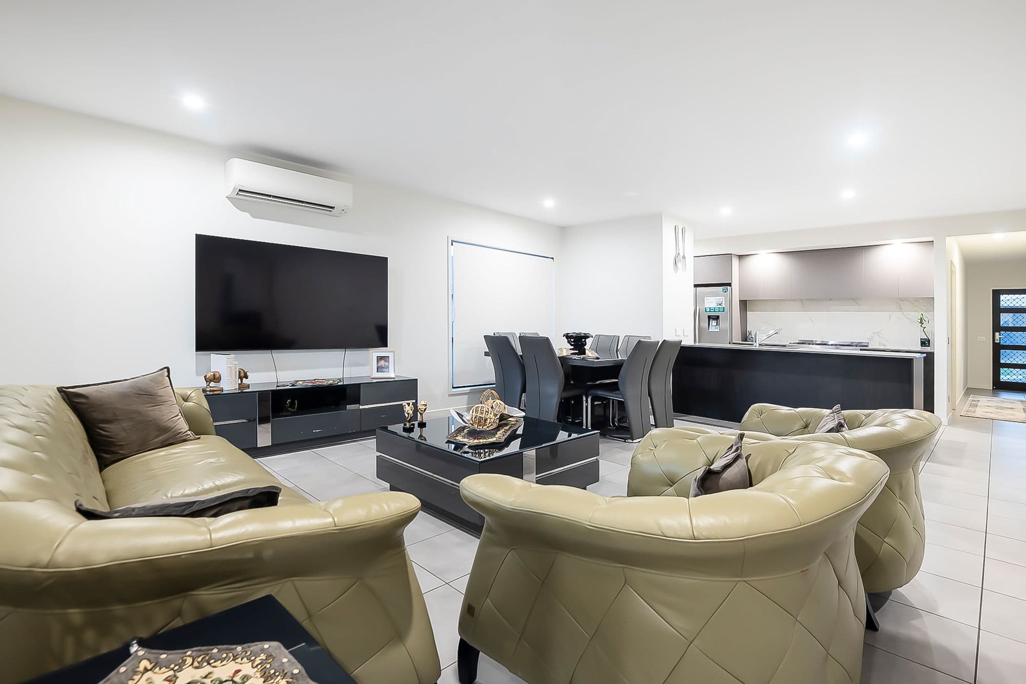 17 Bradfield Street, Ripley QLD 4306, Ripley - Thumbnail 4