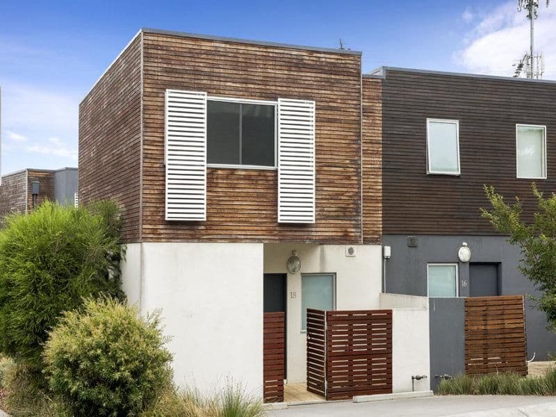 18 Waxflower Crescent, Bundoora VIC 3083, Bundoora - Image 1