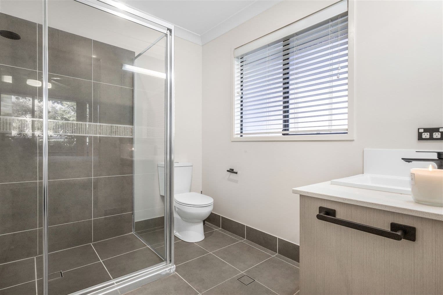 21 Hillside Circuit, Chermside West QLD 4032, Chermside West - Thumbnail 7