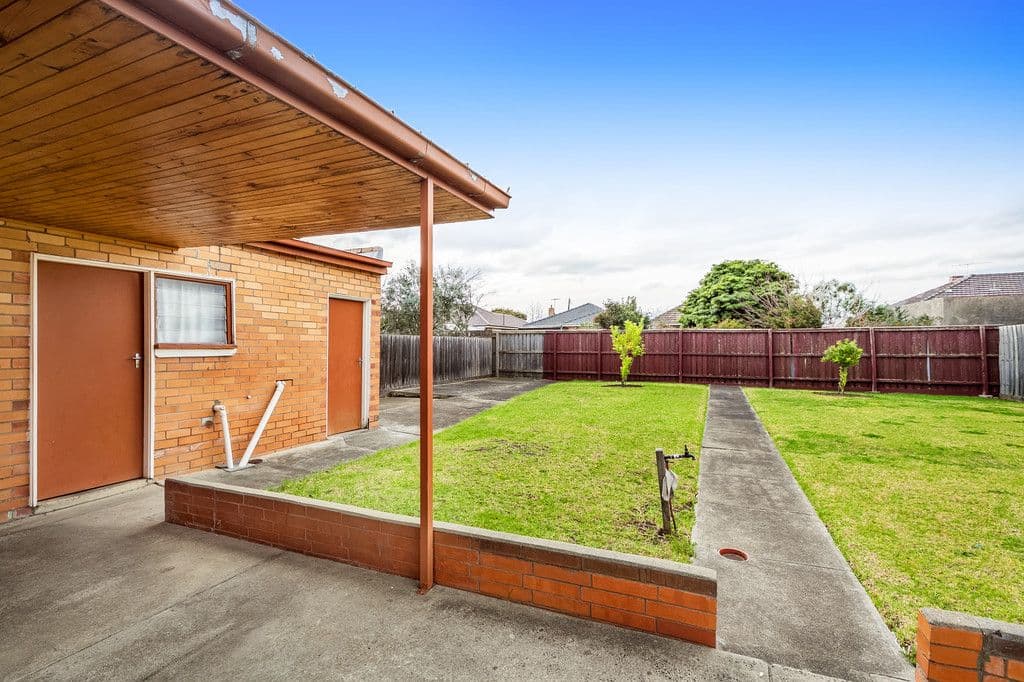 12 Cedar Street, THOMASTOWN VIC 3074, Thomastown - Thumbnail 8