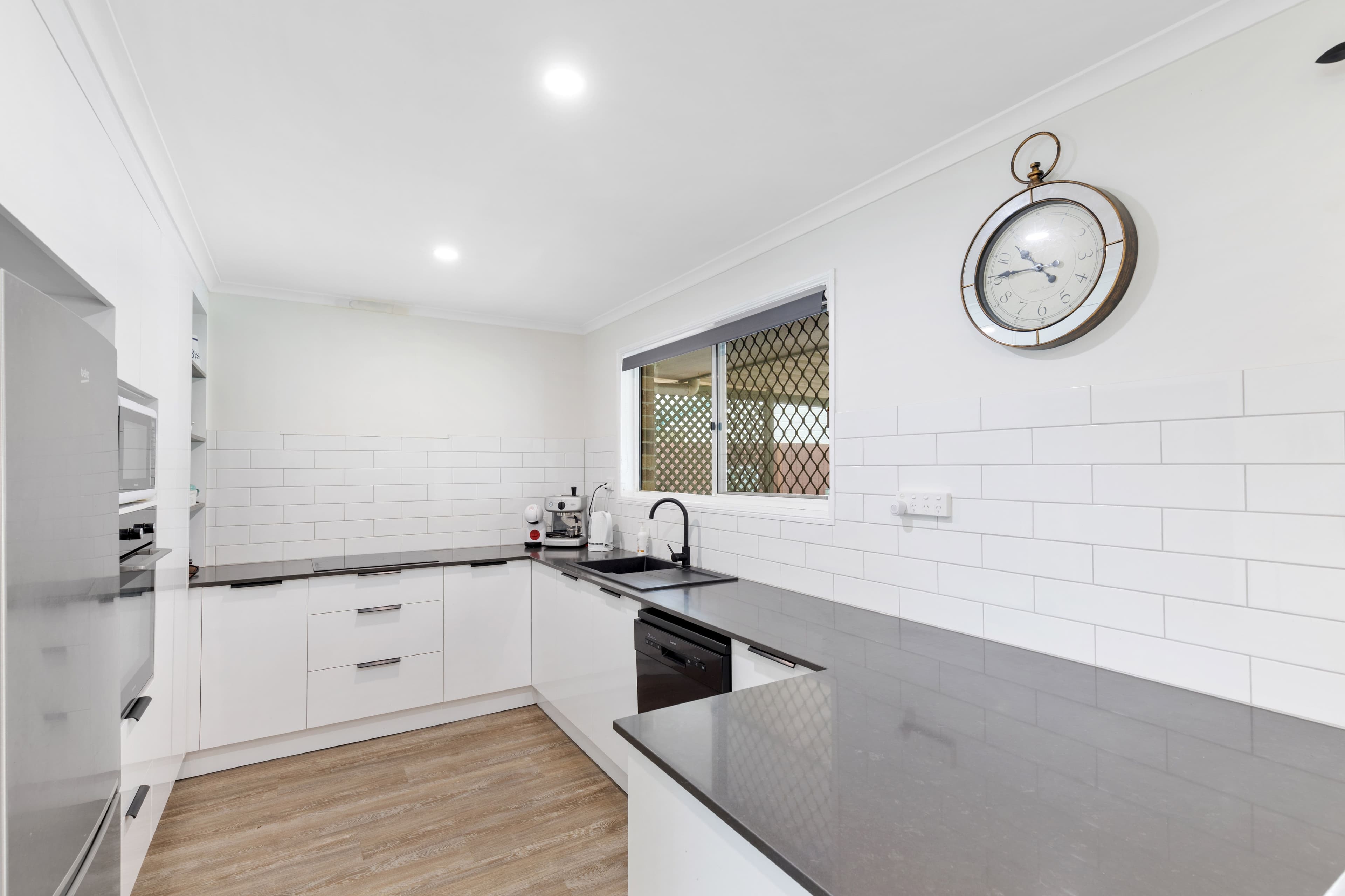 8 Swan Street, Beerwah QLD 4519, Beerwah - Thumbnail 3