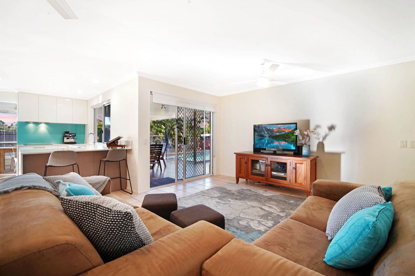 2 Ilminster Crescent, Mudgeeraba QLD 4213, Mudgeeraba - Thumbnail 6