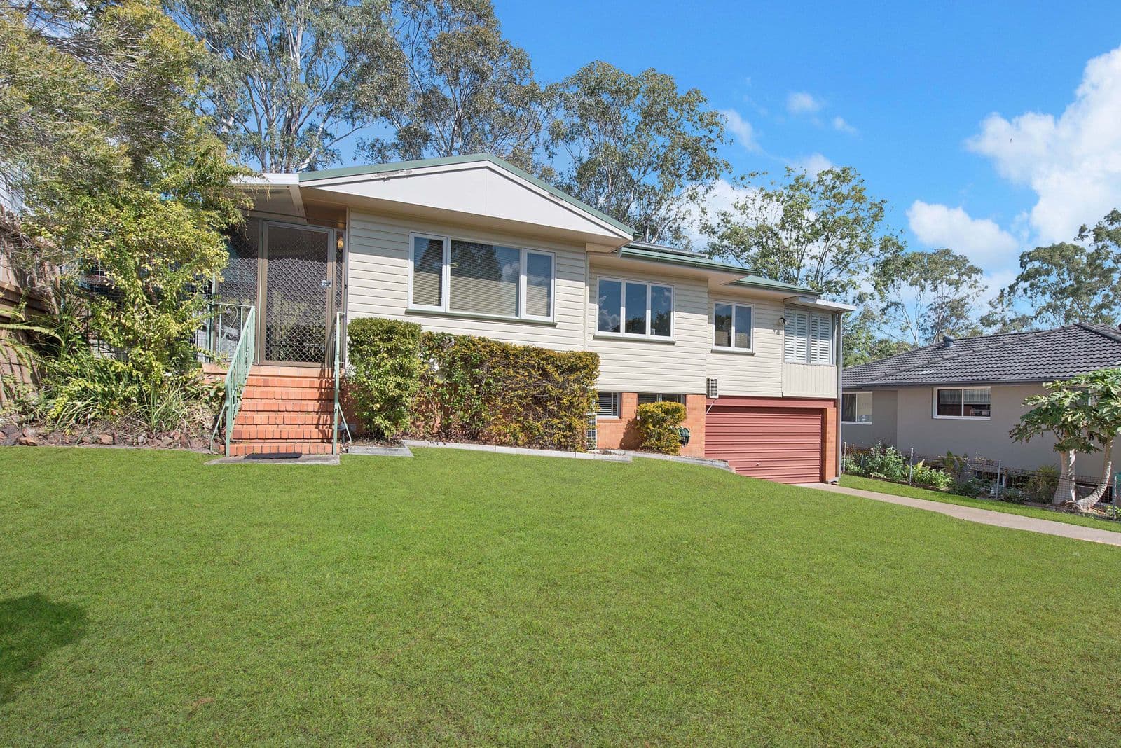 33 Harvard Street, Kenmore QLD 4069, Kenmore - Thumbnail 2