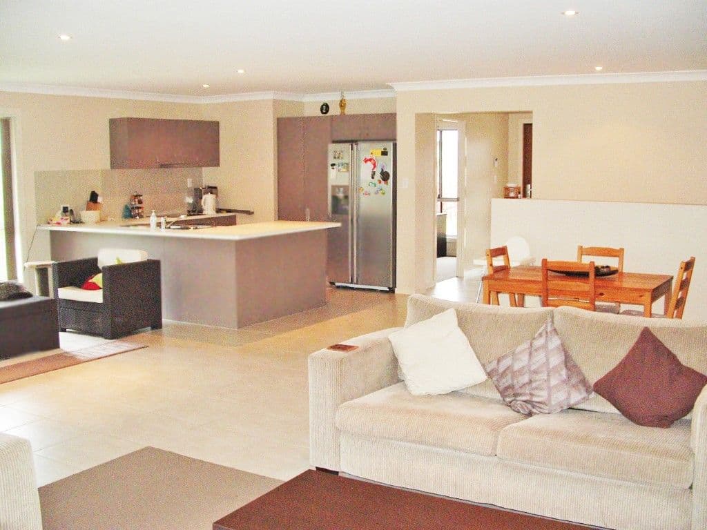 23 Bay Breeze Close, WONDUNNA QLD 4655, Wondunna - Thumbnail 4