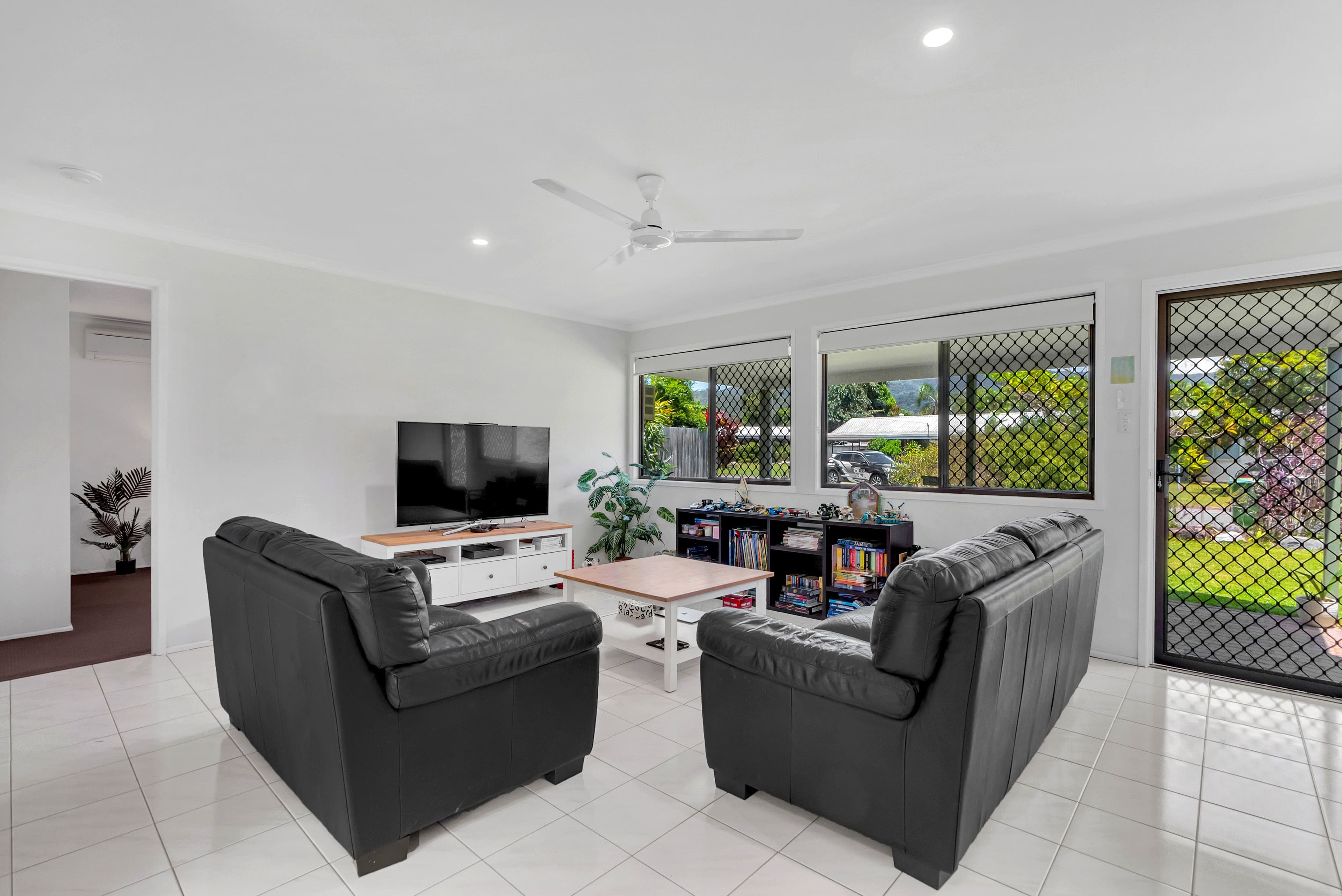 6 Whelk Close, Trinity Beach QLD 4879, Trinity Beach - Thumbnail 4