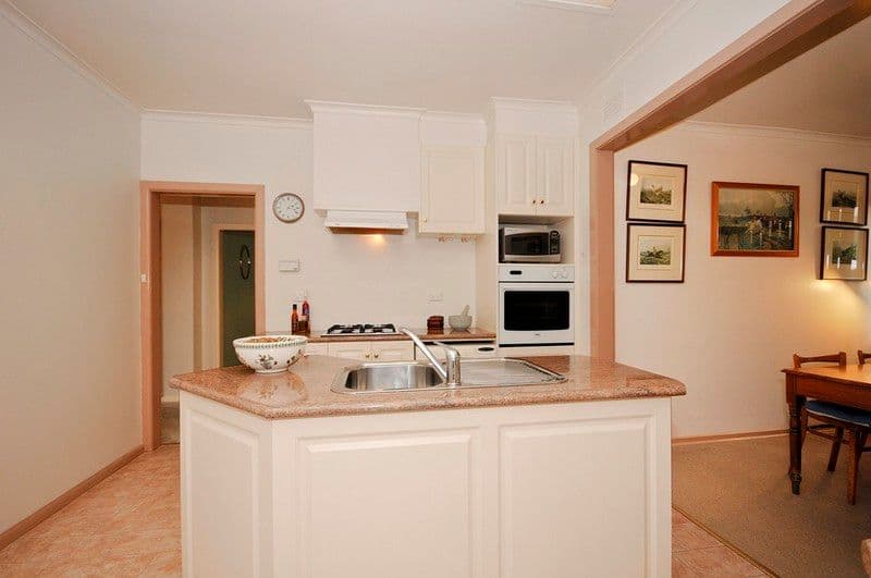 23 TENNYSON Avenue, KILSYTH VIC 3137, Kilsyth - Thumbnail 3