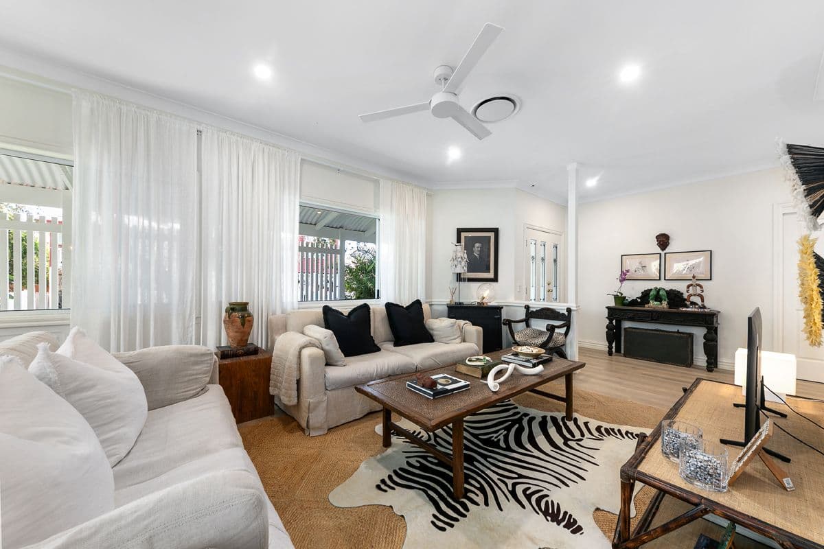17 Blackwood Street, Sherwood QLD 4075, Sherwood - Thumbnail 4
