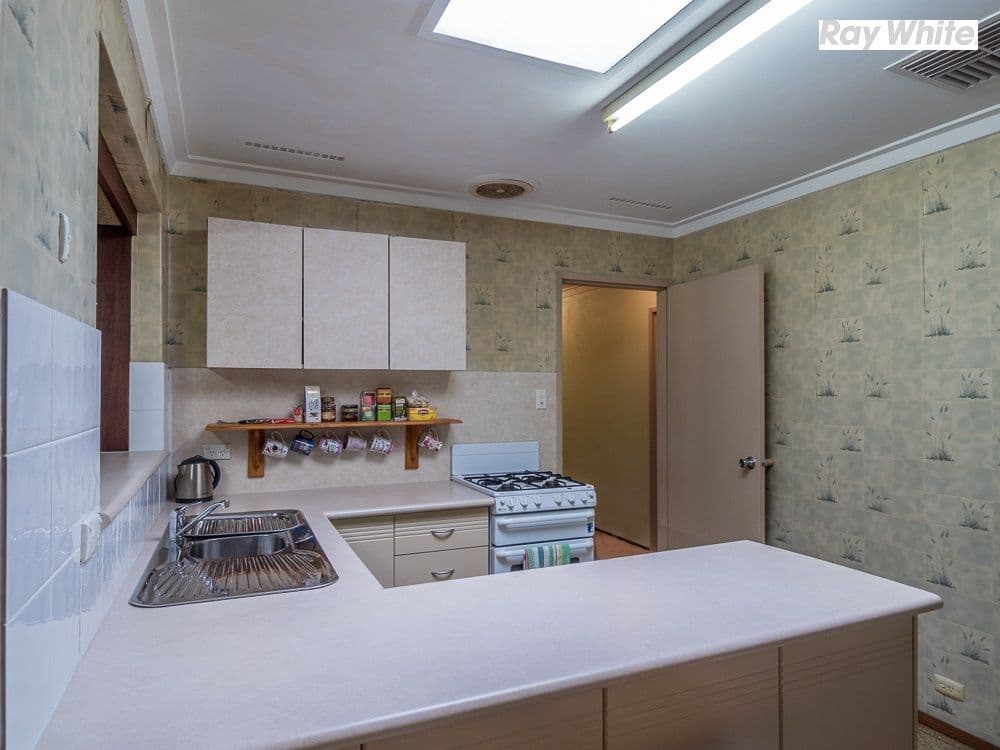 23 Carawatha Avenue, Mount Nasura WA 6112, Mount Nasura - Thumbnail 5