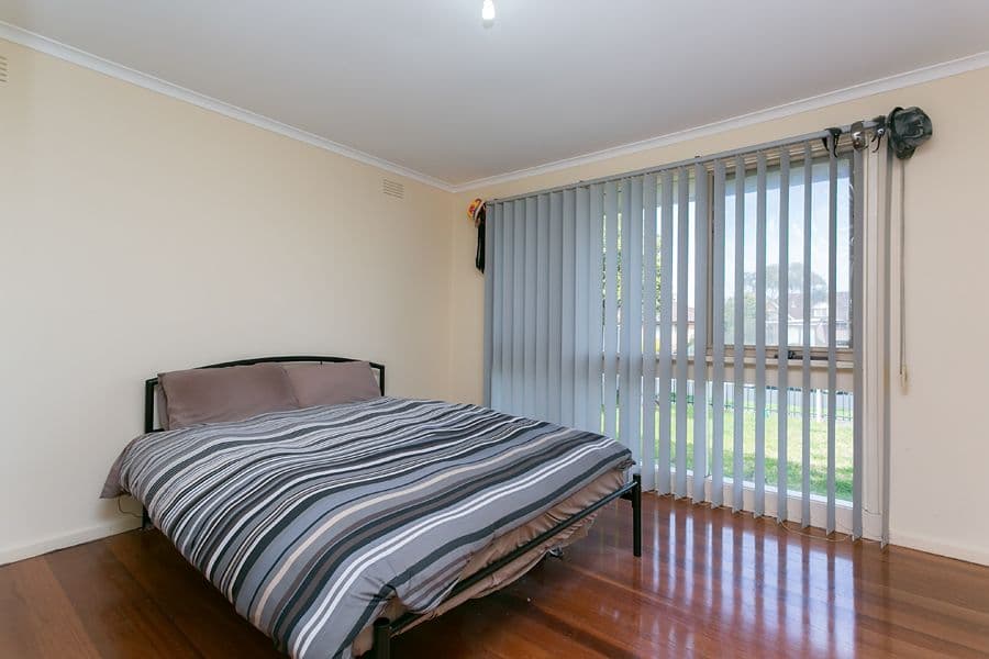 7 Elizabeth Street, MELTON SOUTH VIC 3338, Melton South - Thumbnail 6