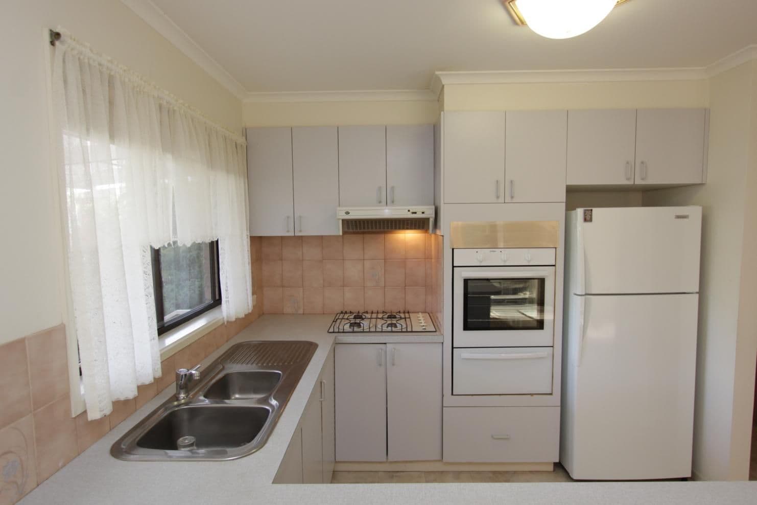 21 Mayfield Parade, STRATHDALE VIC 3550, Strathdale - Thumbnail 5