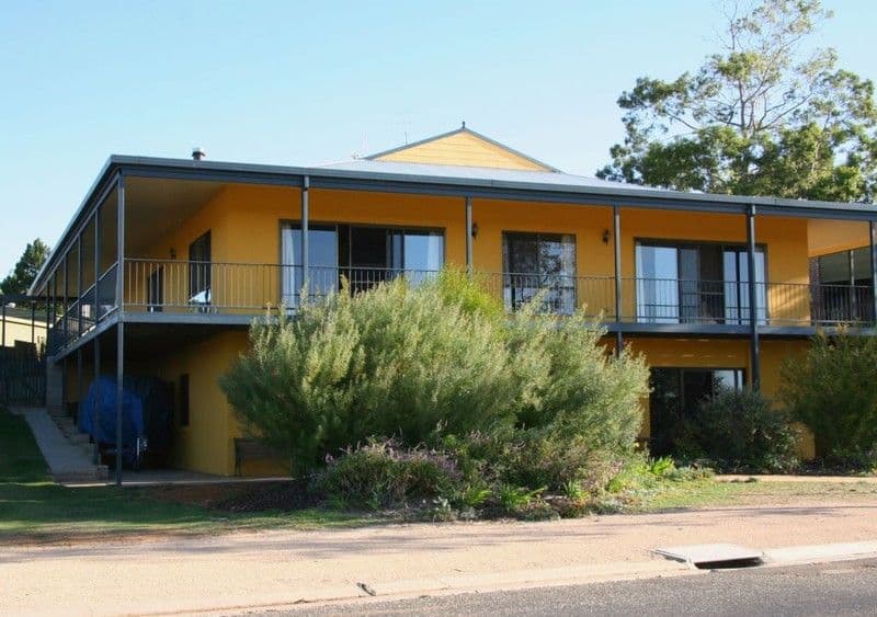 12 Thiele Avenue, LOXTON SA 5333, Loxton - Thumbnail 2