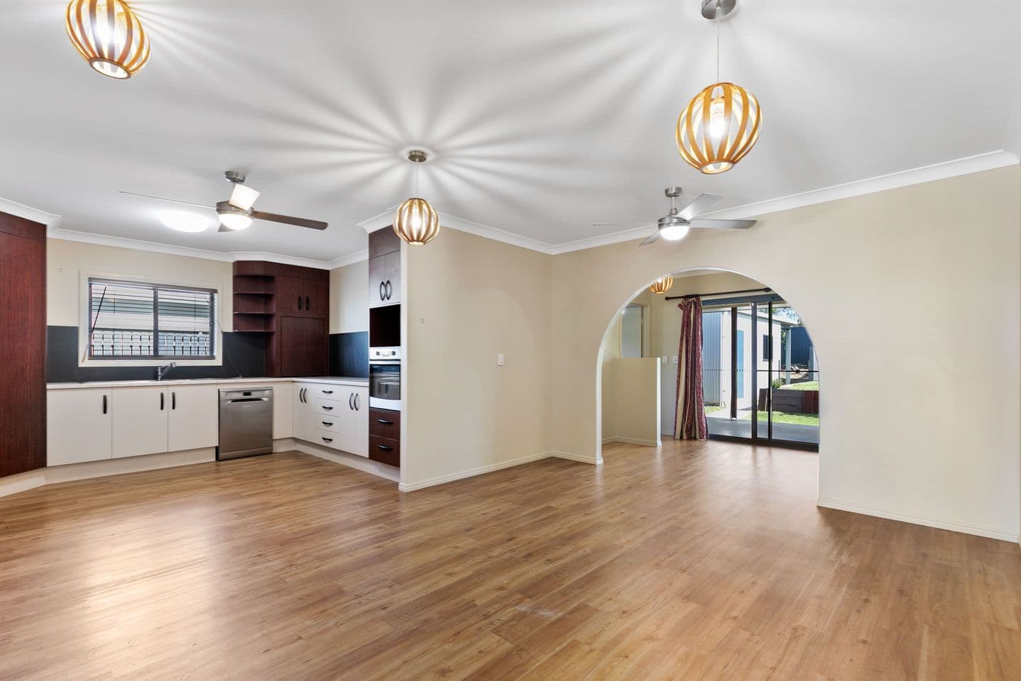 99 Bay Park Road, Wondunna QLD 4655, Wondunna - Thumbnail 7