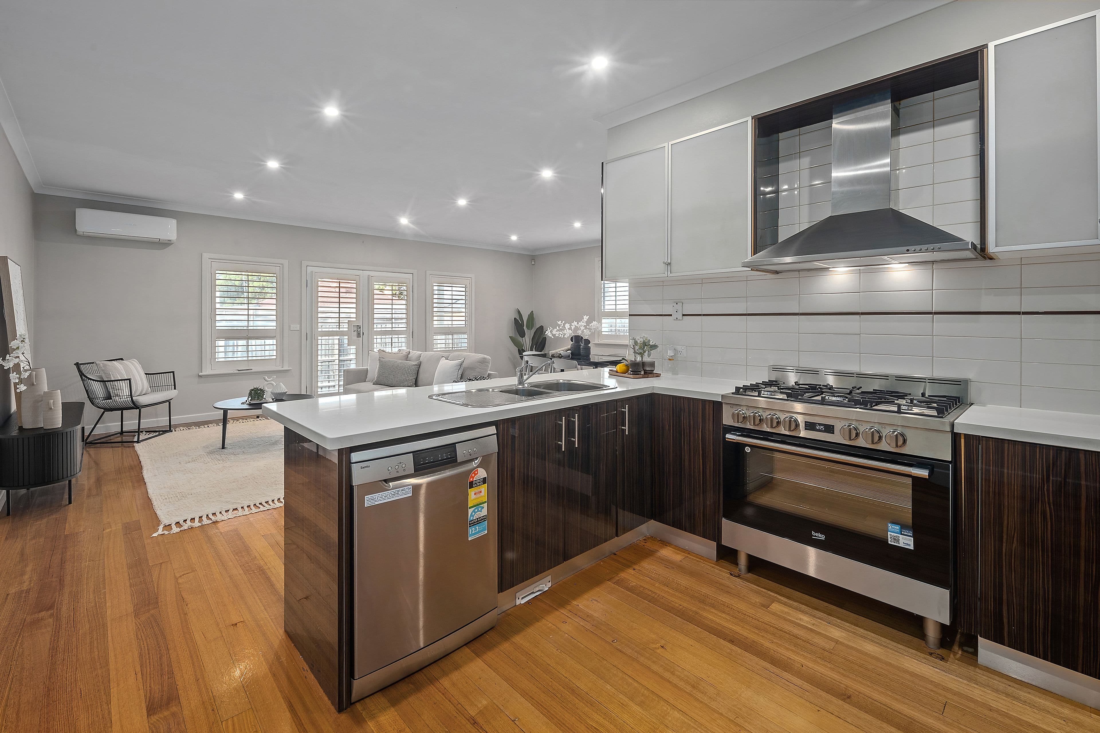 3A Liston Avenue, Reservoir VIC 3073, Reservoir - Thumbnail 6