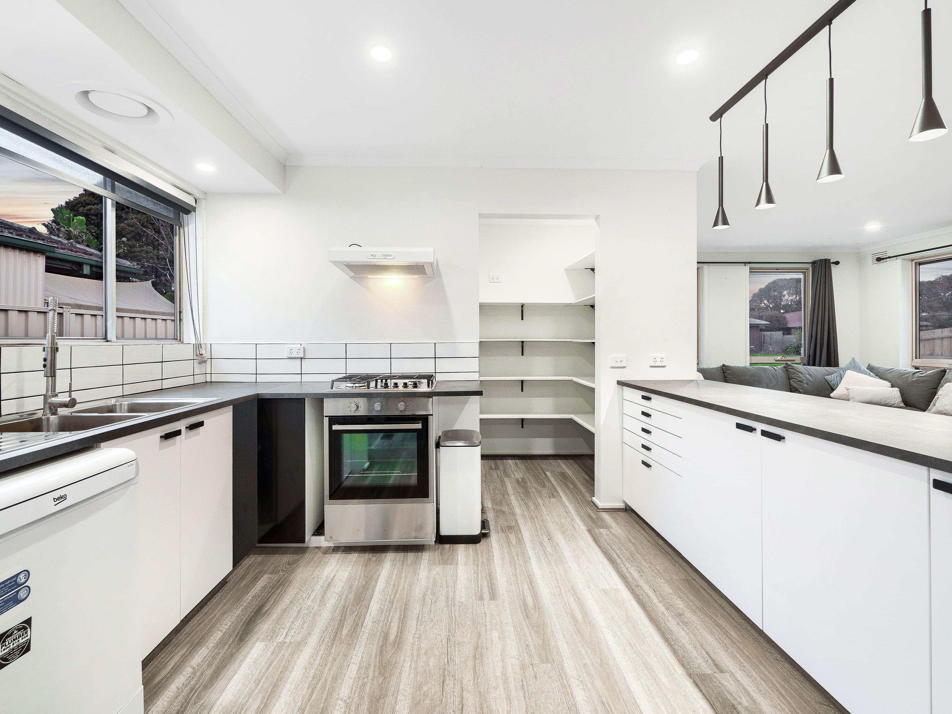 25 Cochrane Street, Cranbourne VIC 3977, Cranbourne - Thumbnail 5