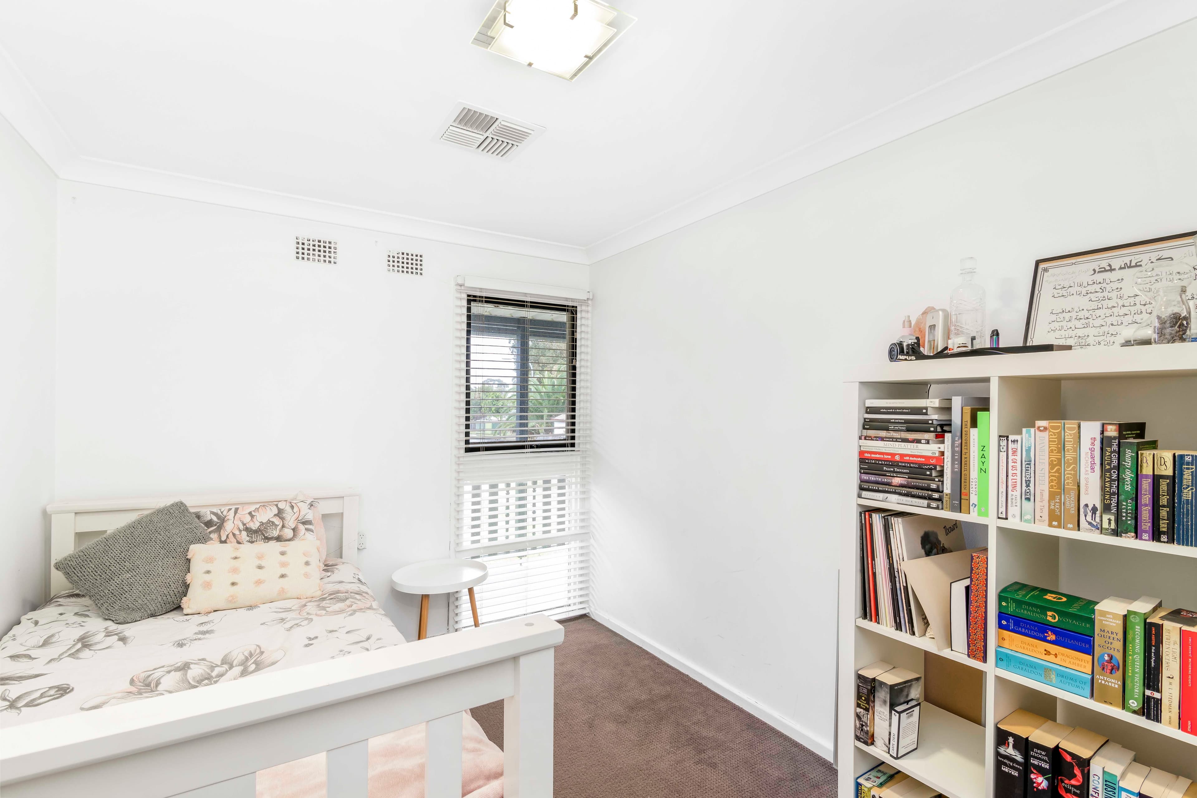 3 Eurabbie Place, Macquarie Fields NSW 2564, Macquarie Fields - Thumbnail 6