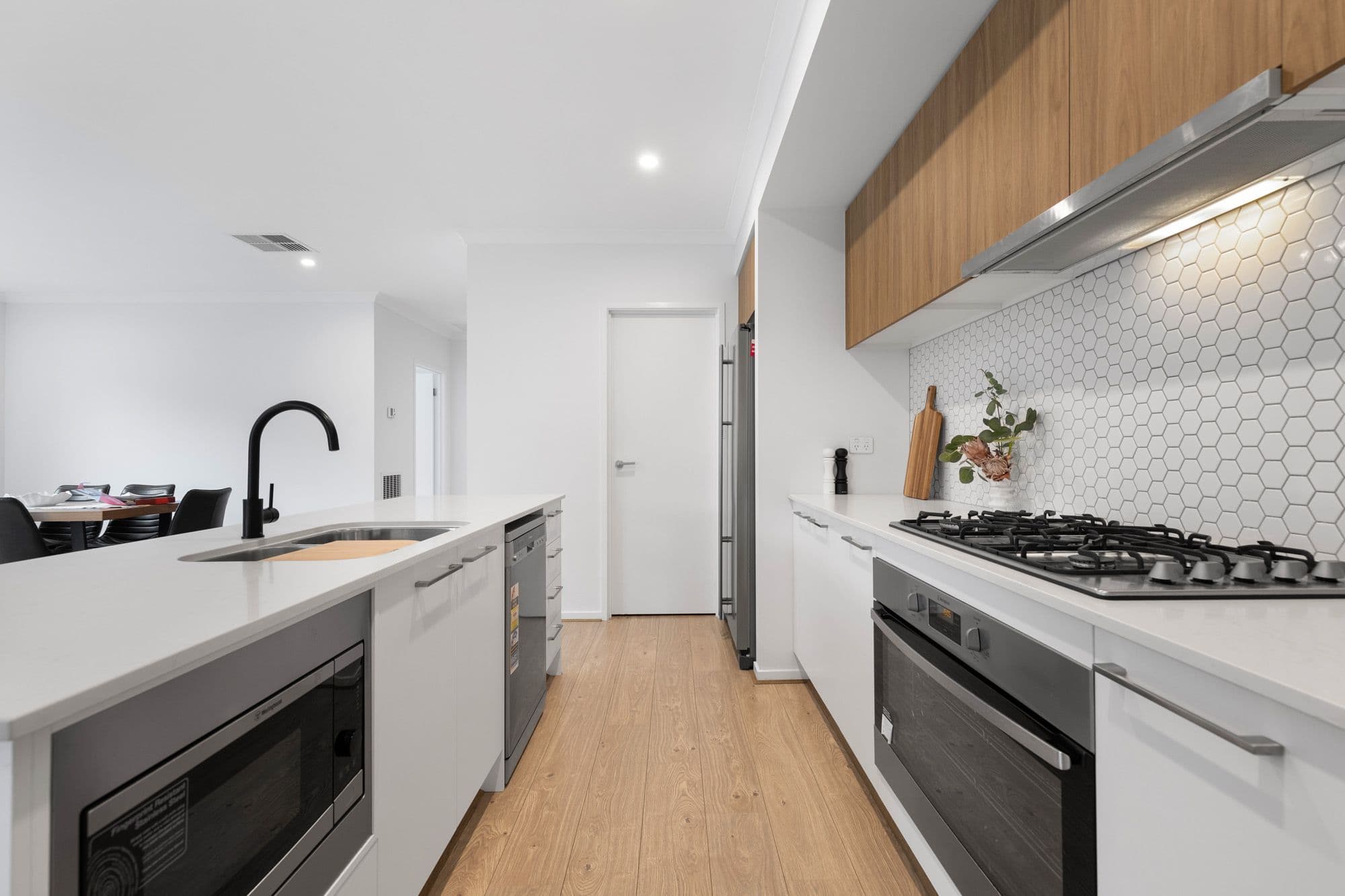 4 Shaw Street, AINTREE VIC 3336, Aintree - Thumbnail 3
