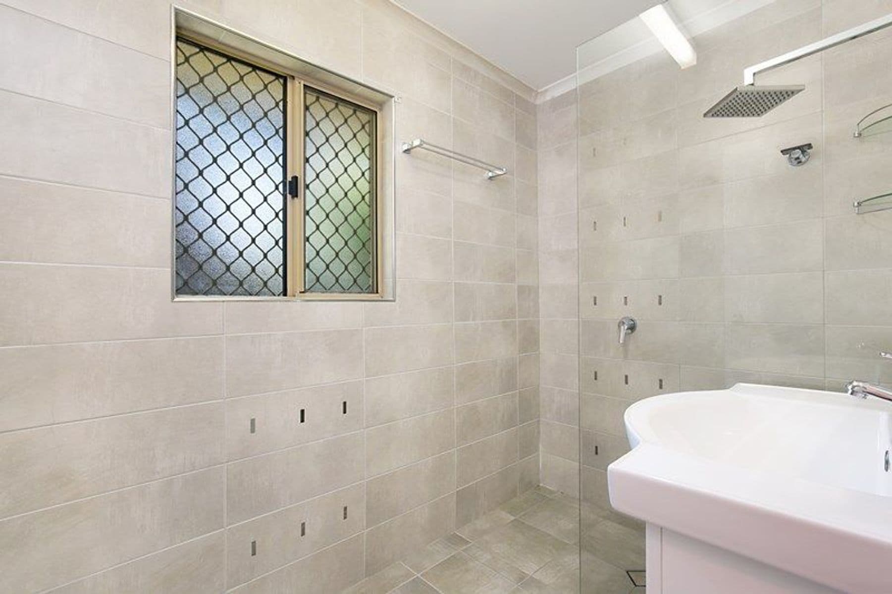 2/133 Castile Crescent, Edens Landing QLD 4207, Edens Landing - Thumbnail 5
