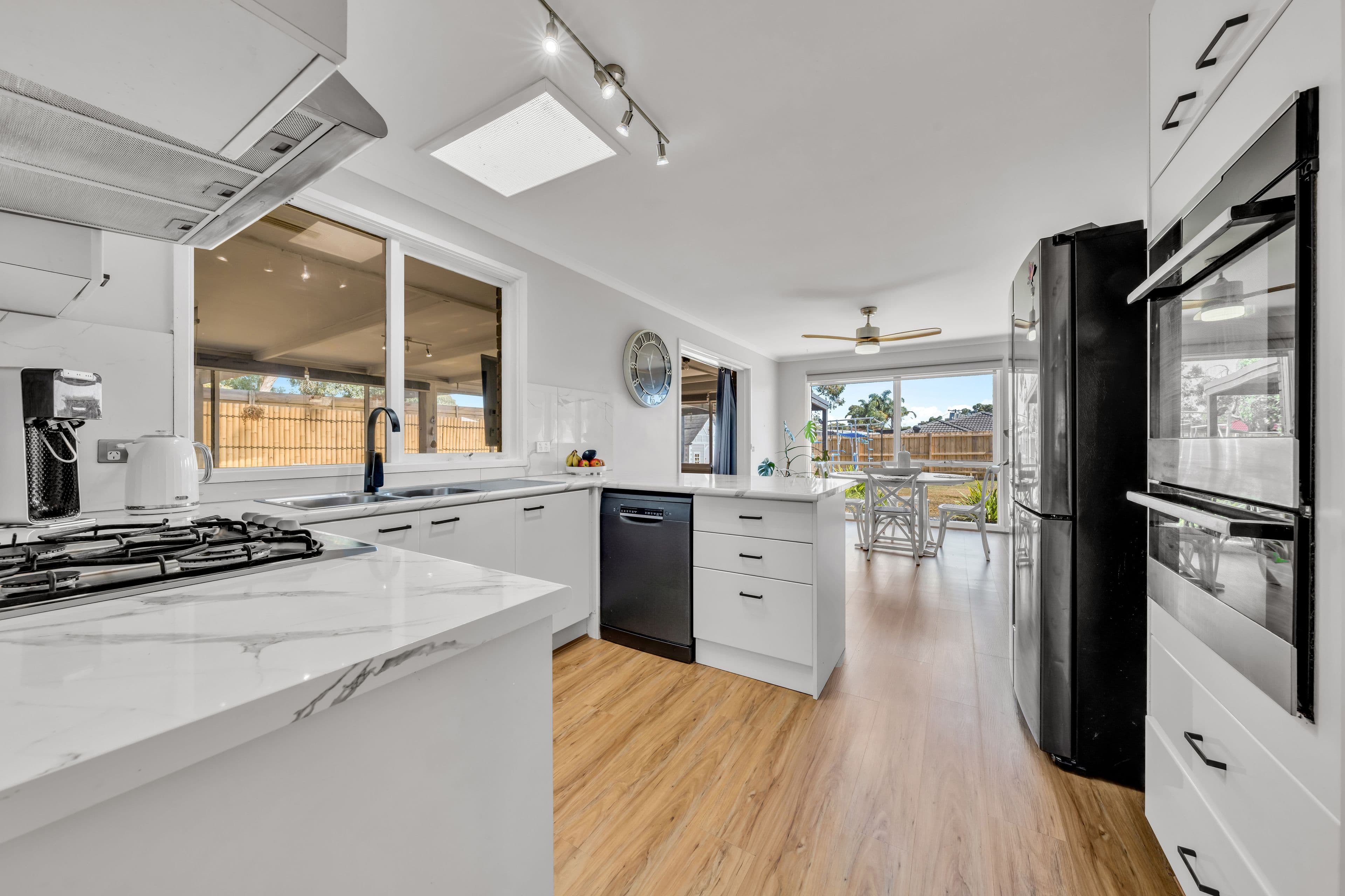 45 Rangeview Drive, Skye VIC 3977, Skye - Thumbnail 2