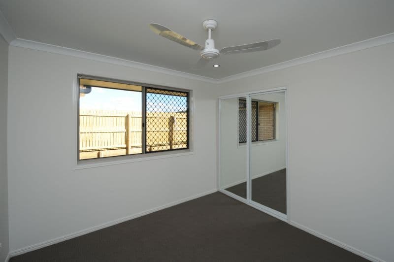 42 Liriope Drive, GLADSTONE QLD 4680, Gladstone - Thumbnail 5